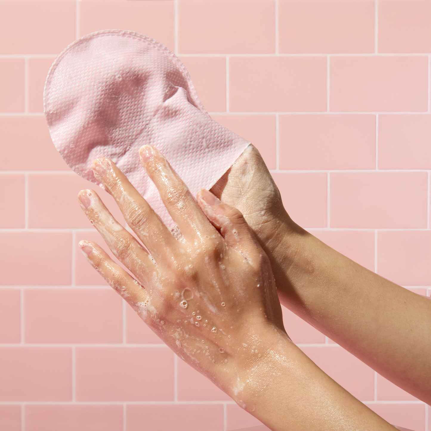 TM-Plum Bum AHA Body Exfoliating Bubble Mitt