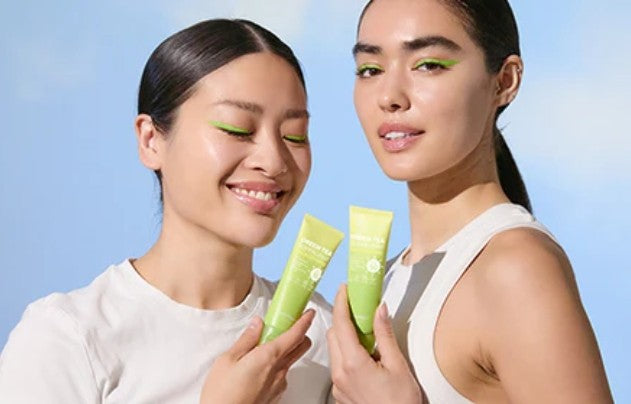 TM - Green Tea Superlight Daily Defense 50 SPF Sunscreen